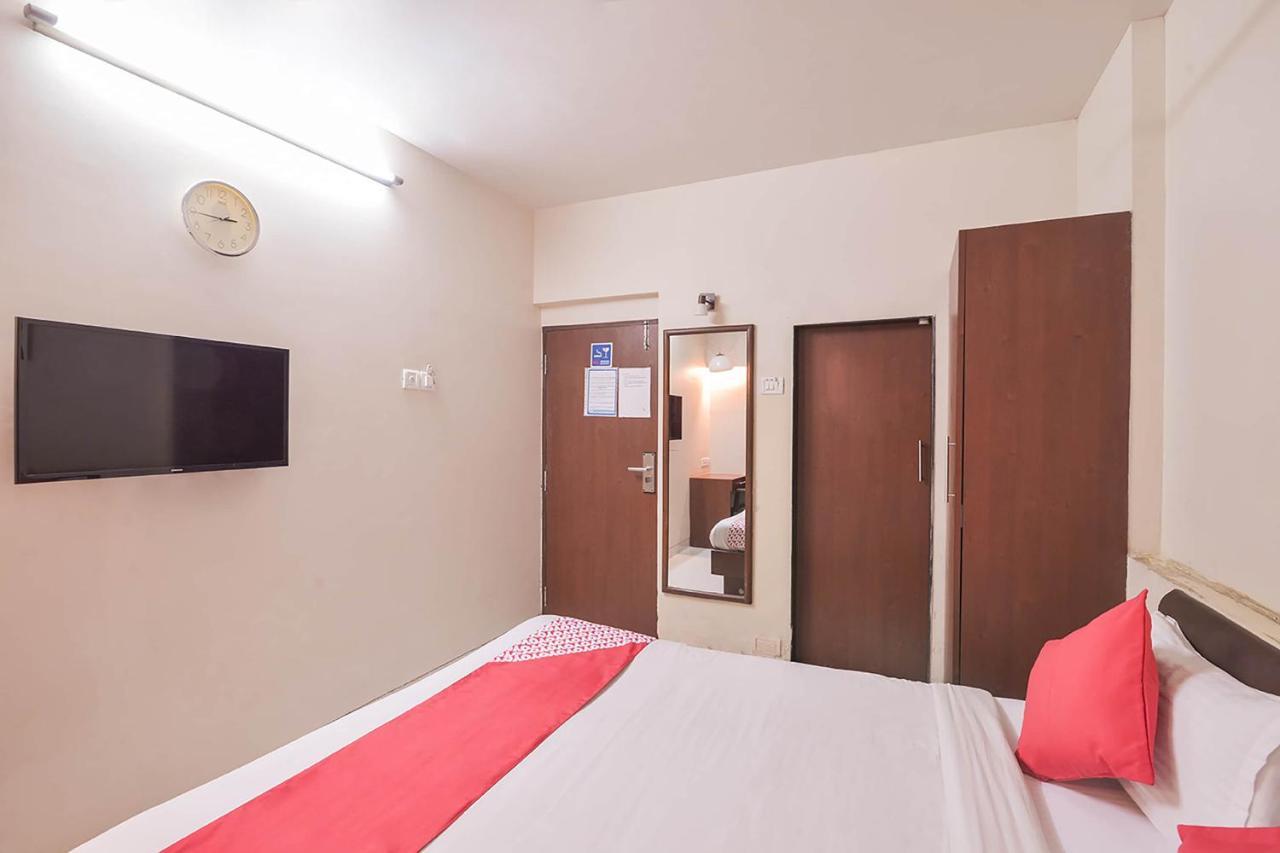 Konark Apartment Mālād Esterno foto