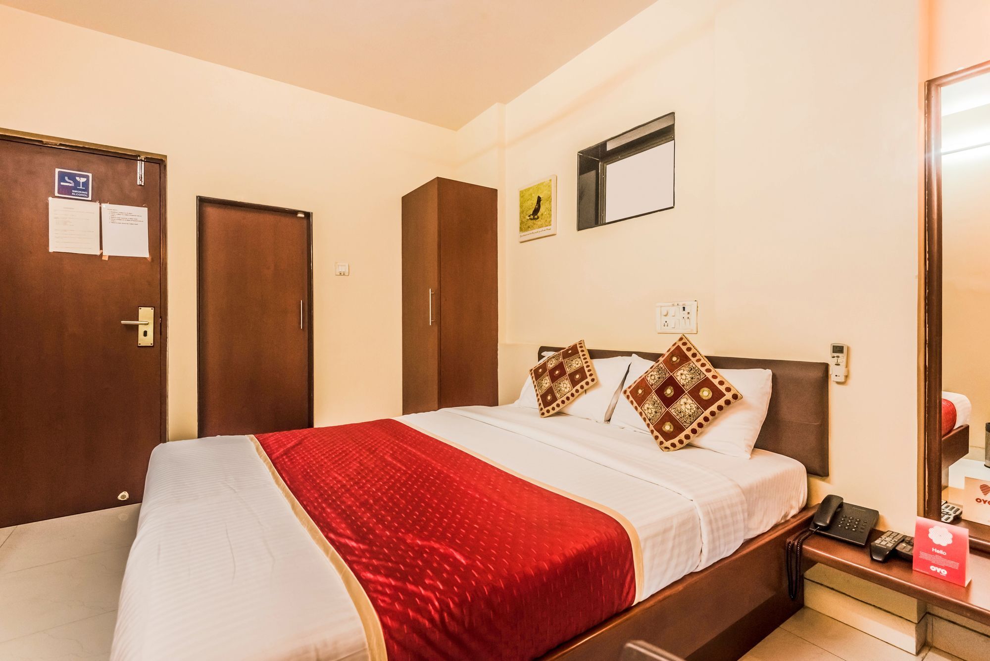Konark Apartment Mālād Esterno foto
